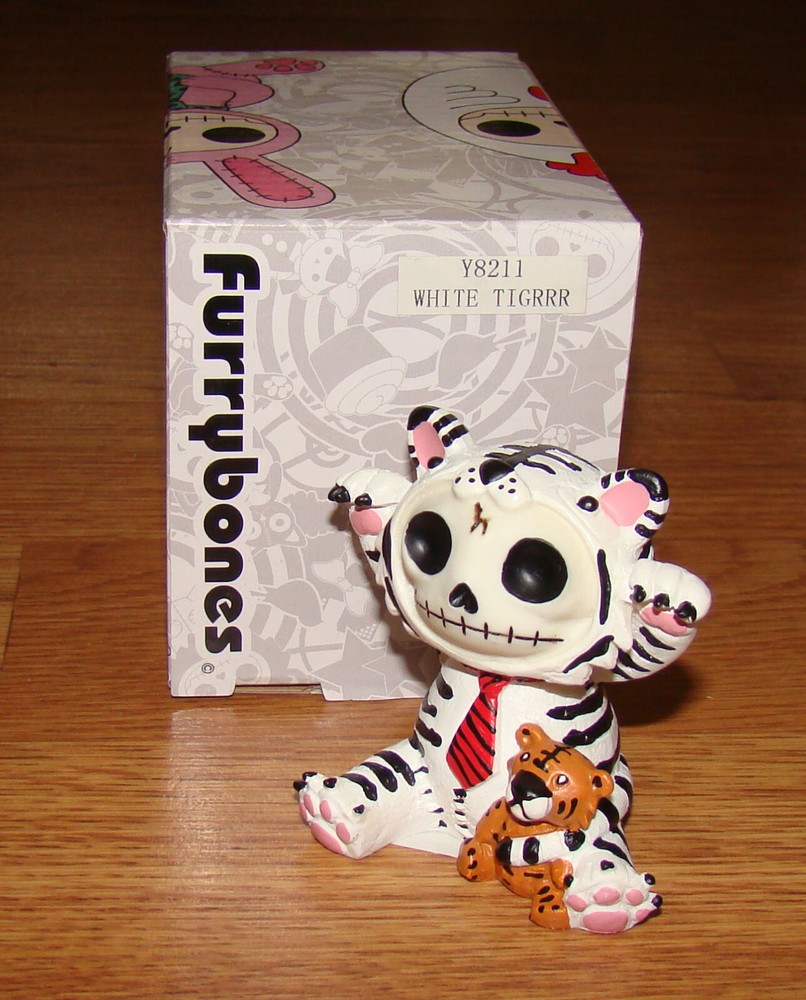 Furrybones White Tigrrr (Summit Collection, Y8211) Skeleton, Tiger