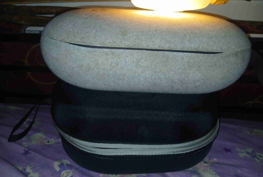 Meta Quest 2 Wireless VR Headset Bundle with Controllers, Cases, Grips