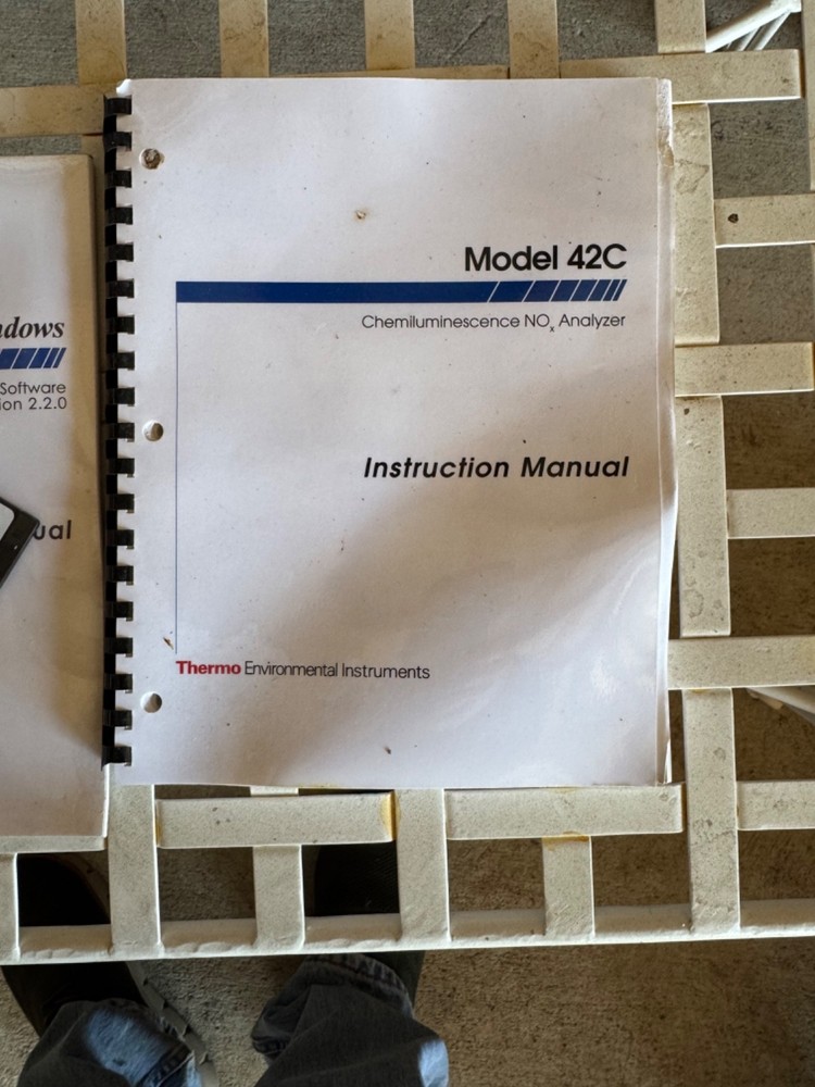 Thermo Environmental Instruments 42C NOx Analyzer w/ Manuals Software Cables Des