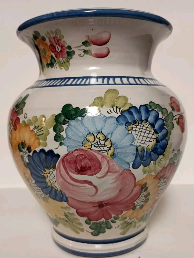 Handpainted Vase FCA Peru 7.5" X 6 "