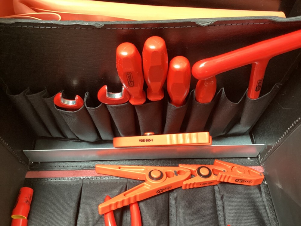 KS TOOLS 117.1830 - INSULATED TOOL SET