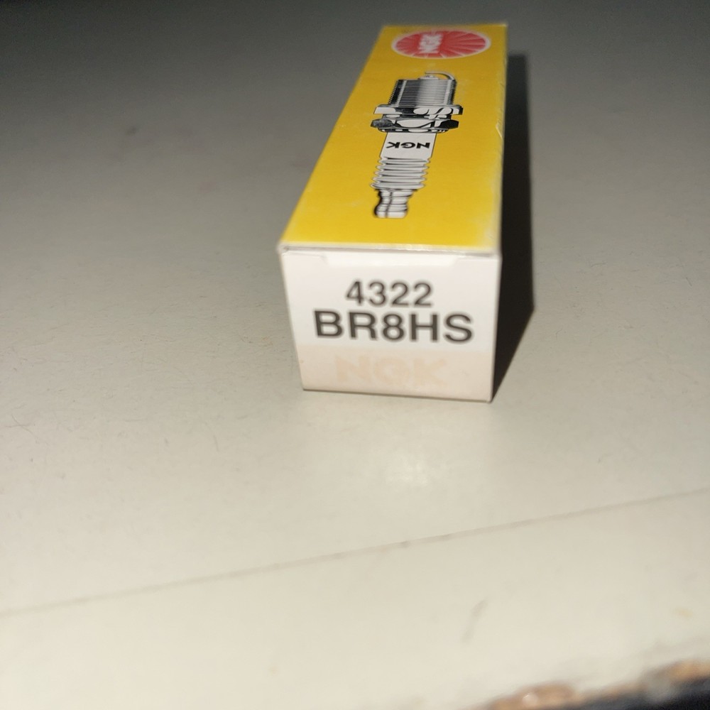 NGK Spark Plug BR8HS (4322)