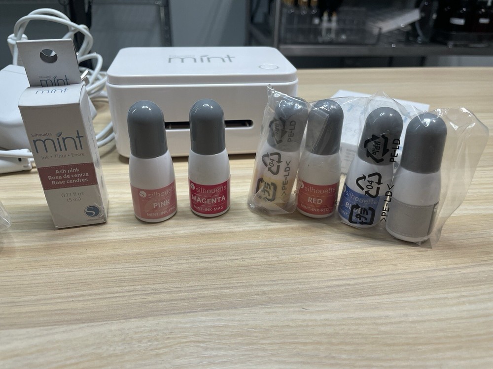 Silhouette Mint Stamp Machine With Ink And Stamp Sheets