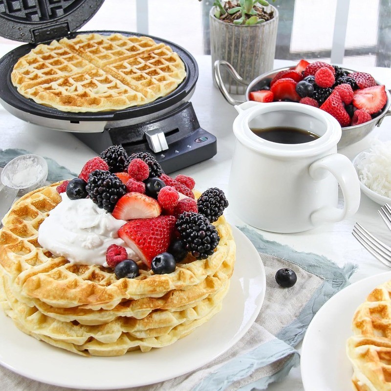 Cuisinart Waffle Maker, 1250W Round Classic Waffle Iron