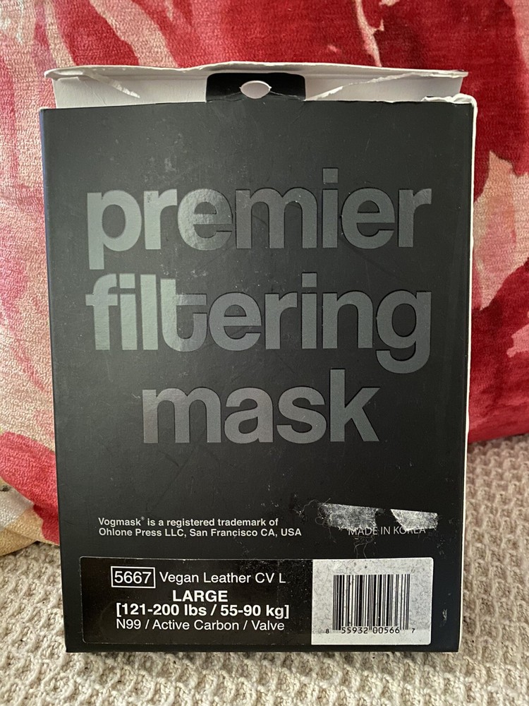 Mask 5667 with Valve and Filter Black Large
