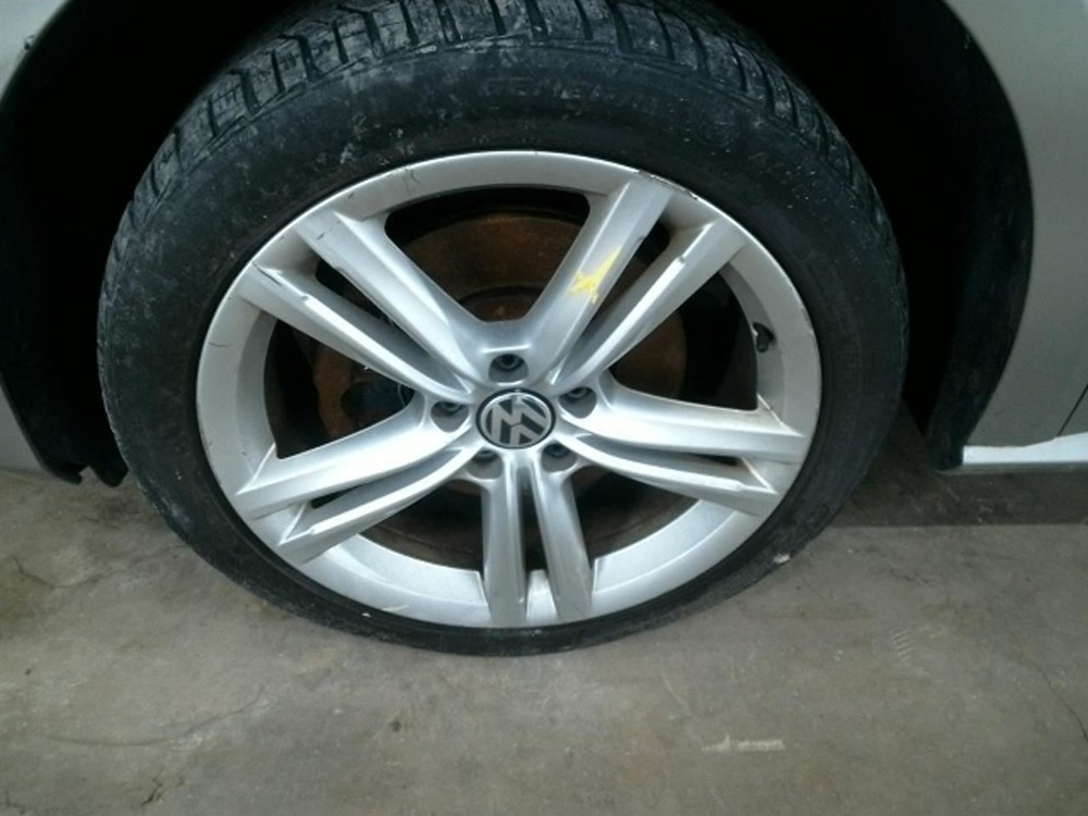 PASSAT 2014 High Mounted Stop Light 104805528