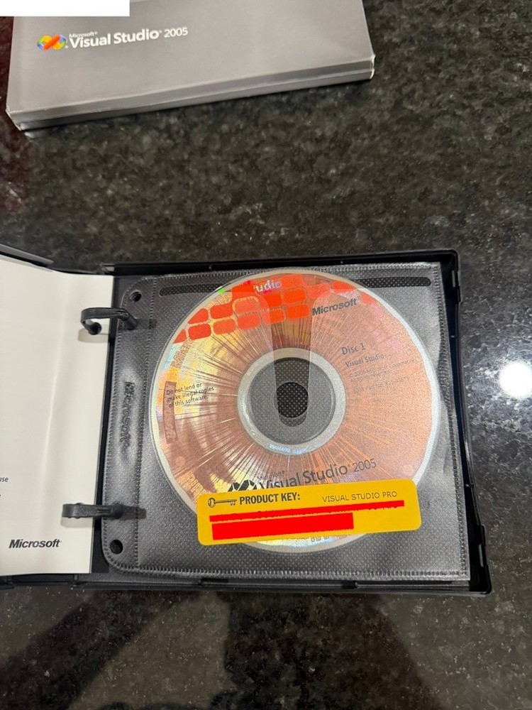 Microsoft Visual Studio 2005 Professional Pro c5e-00001 w/ License keys