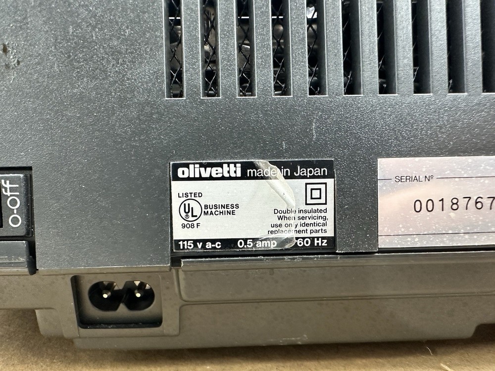 Olivetti PRAXIS 35 Typewriter w/Plastic Hard Case 1980s Powers On Needs Service*