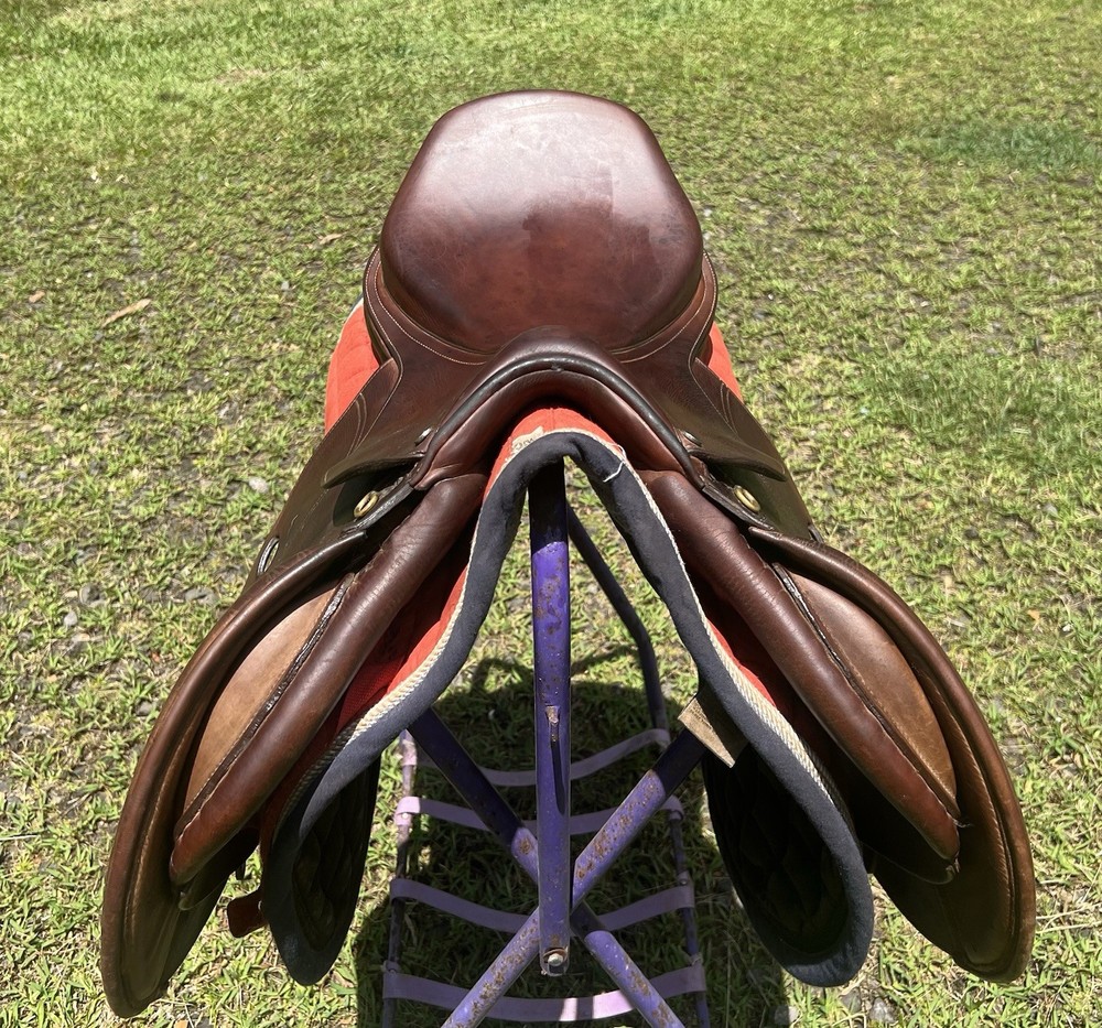 Ovation 18 San Telmo Saddle Medium Tree