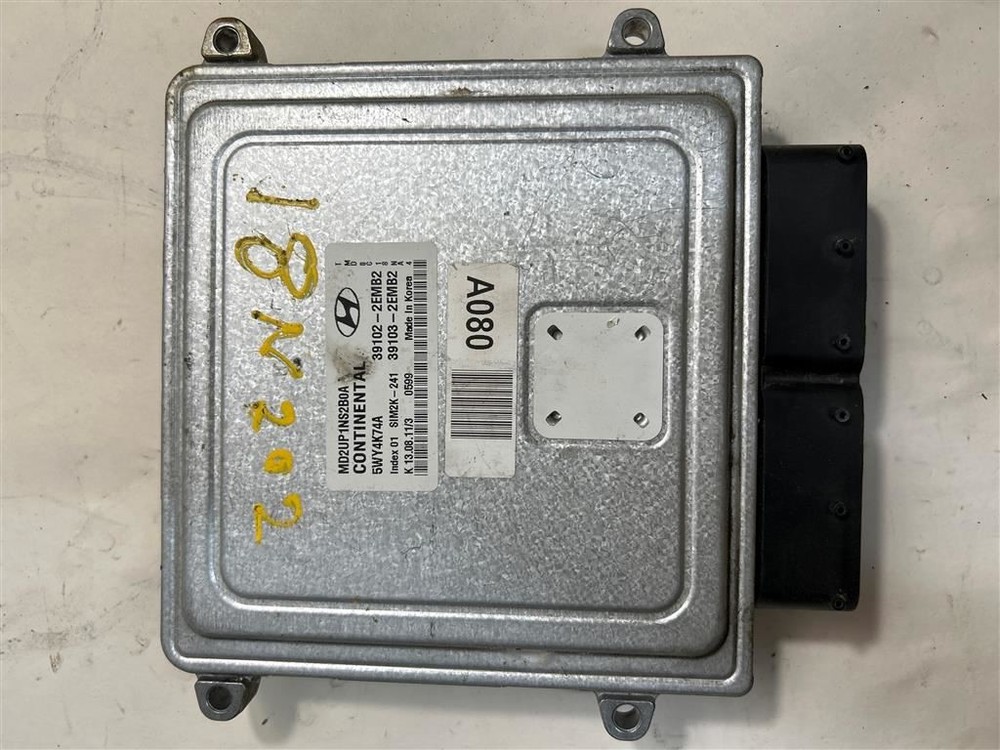 Engine ECM Electronic Control Module 1.8L Automatic Fits 11-13 ELANTRA 3800355