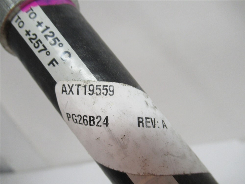 John Deere AXT19559, Hydraulic Hose