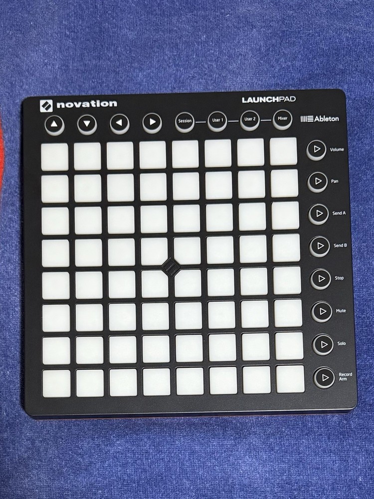 Novation Launchpad Pad Controller 64 Pad Triggers USB Ableton Live MIDI