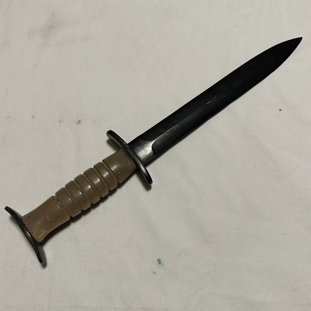 Custom WWII Fighting Knife Black Heavy Sharp Blade Horn