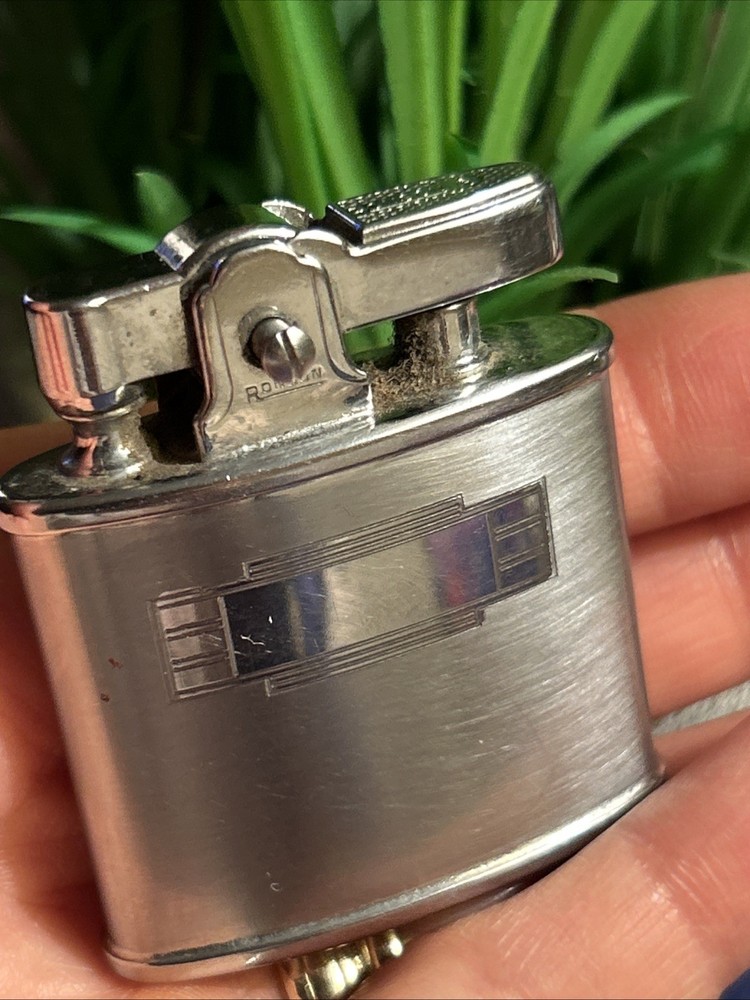 Vintage Ronson "Standard" Etched Lighter with Engraving space