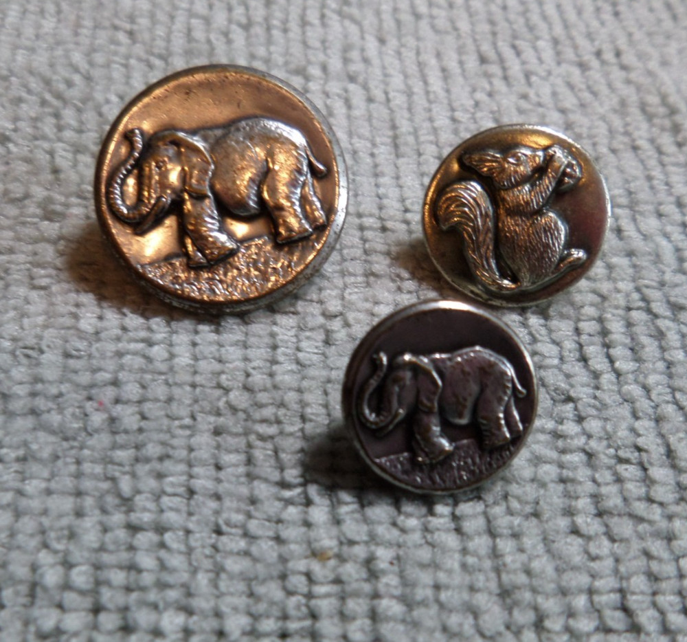 3 Vintage Realistic Metal Buttons ELEPHANT & SQUIRREL