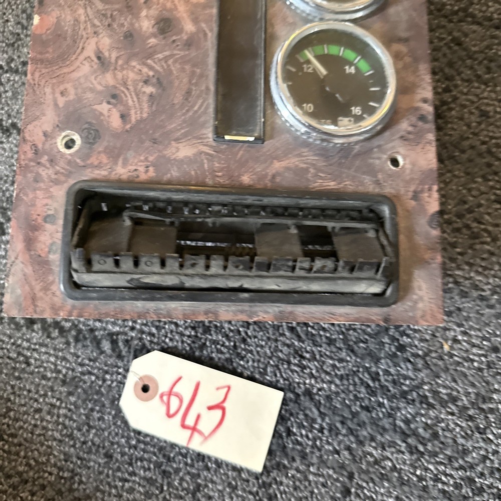 International Gauge Panel Part Number 3503484C91