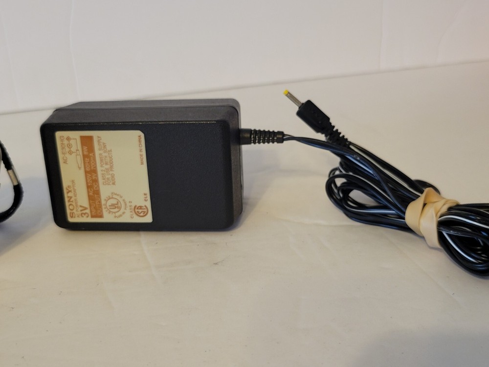 Sony Clear Voice Mic'n Micro M-100MC Micro Cassette Recorder (READ DESCRIPTION)