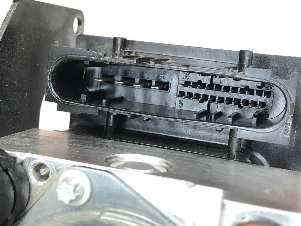 2012 KTM 990 Adventure R ABS Pump Module Unit Brembo/Bosch