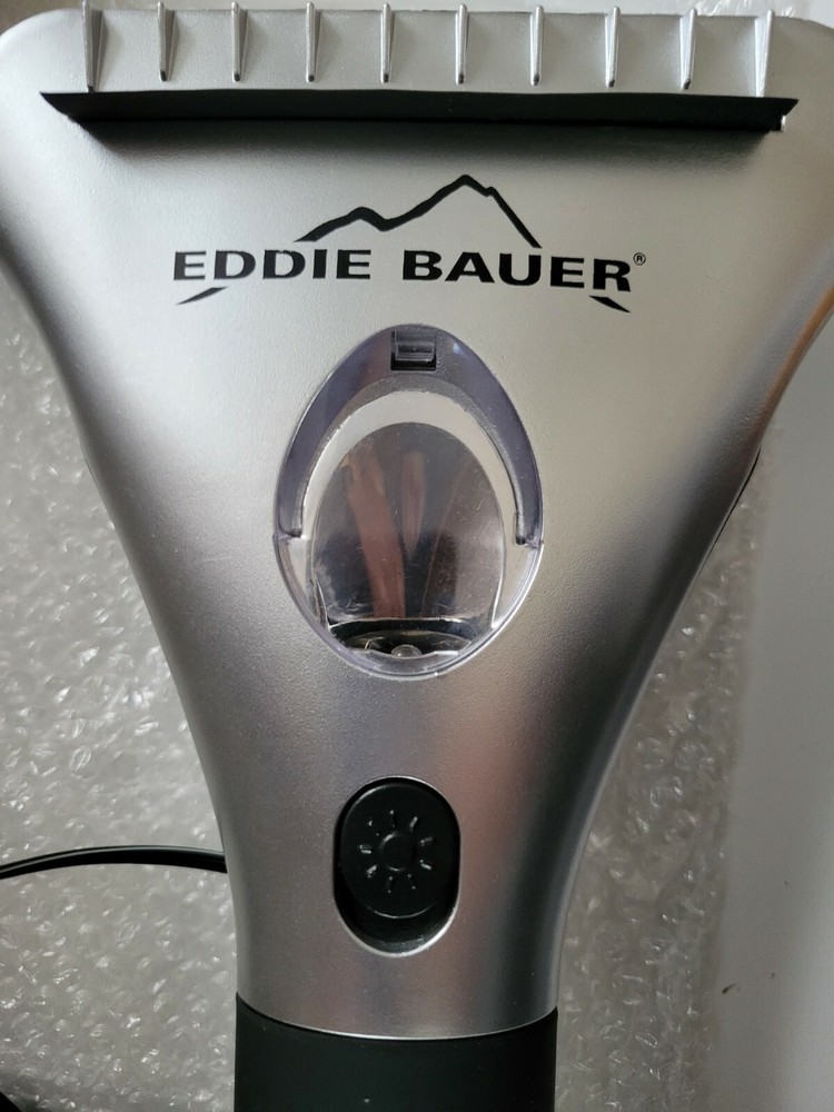 Eddie Bauer Heated Auto Ice Scraper Built In Flashlight 15' Cord Handle Extends
