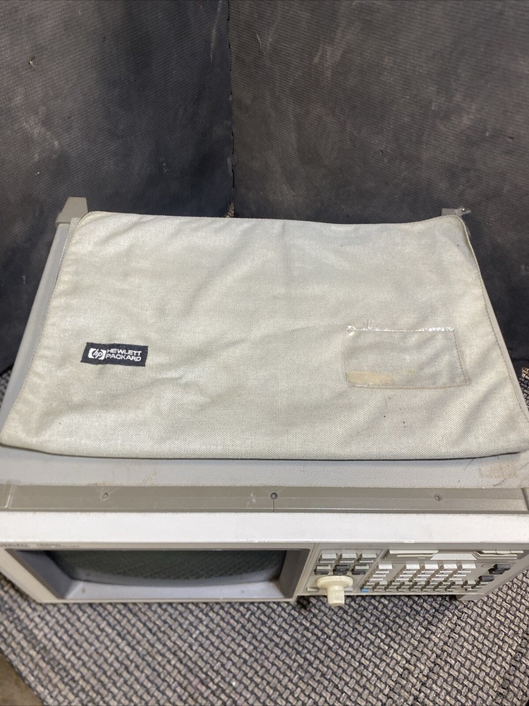Hewlett Packard 1660C Logic Analyzer Powers On. Read Description !!!!