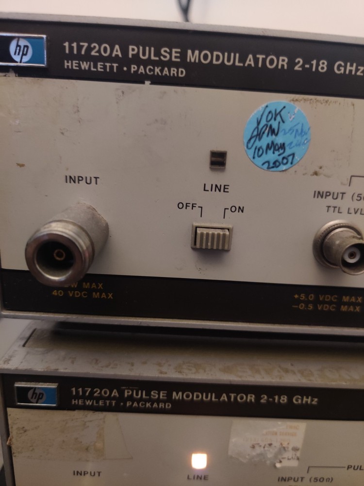 11720A Pulse 2-18 GHz