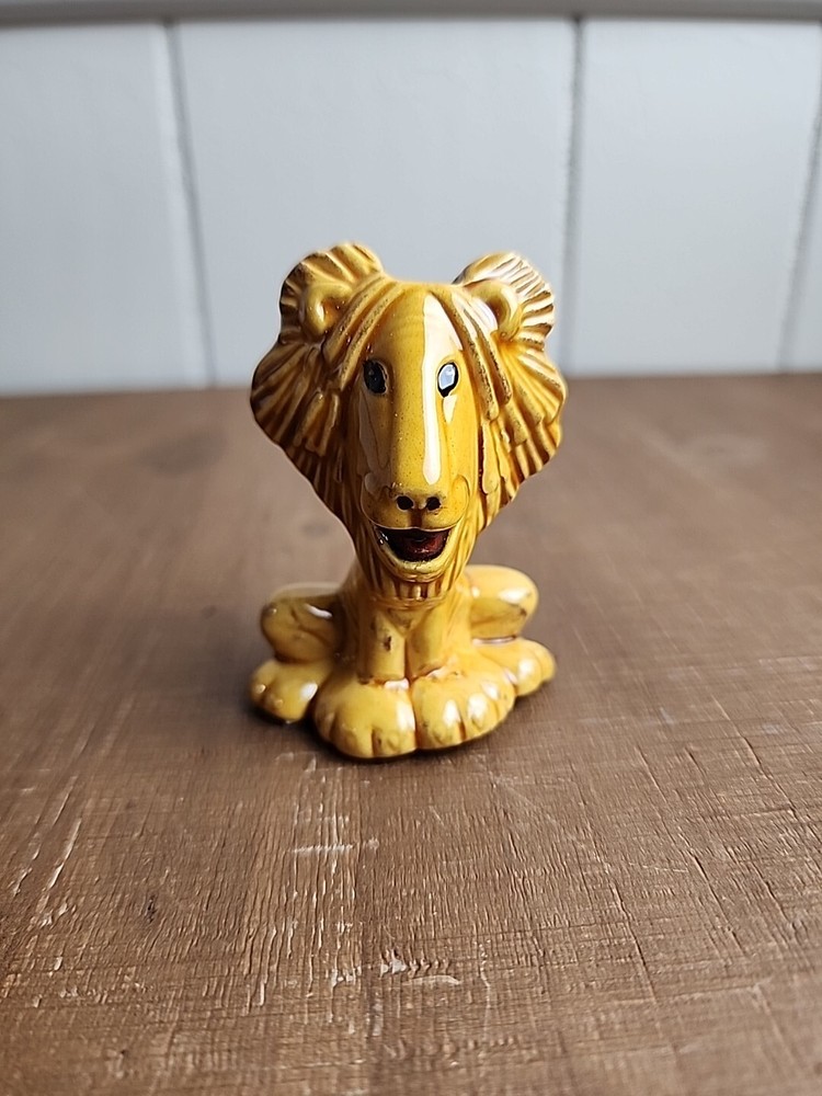 Vintage Tan Lion Ceramic Macrame Bead 2.5 Inch