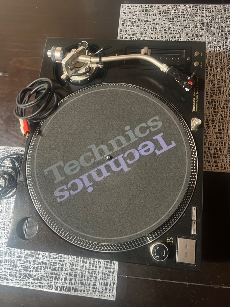Technics SL-1210 M5G
