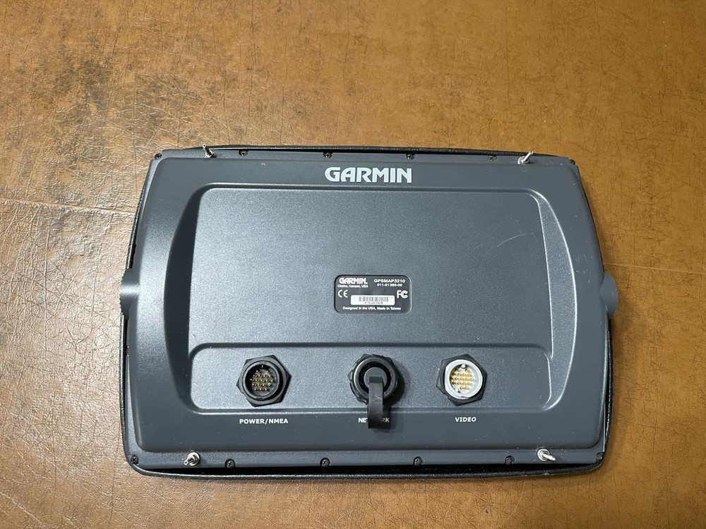 Garmin GPSMAP 3210 Marine GPS Chartplotter Pls Read