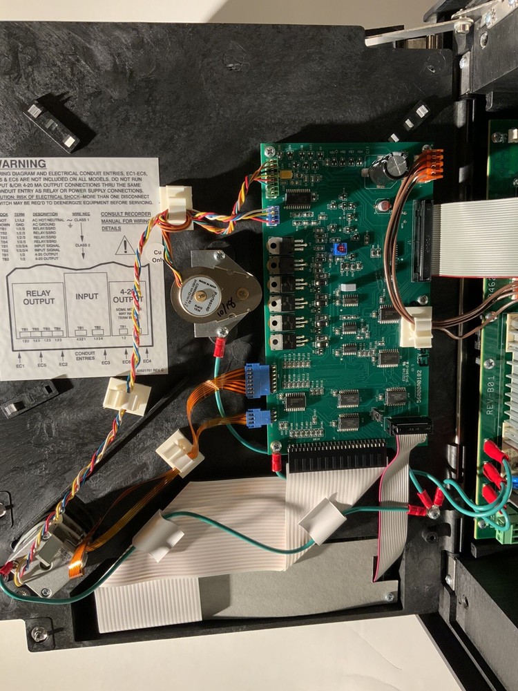 CHART RECORDER PARTLOW VERSACHART 9122000000032 CHART RECORDER