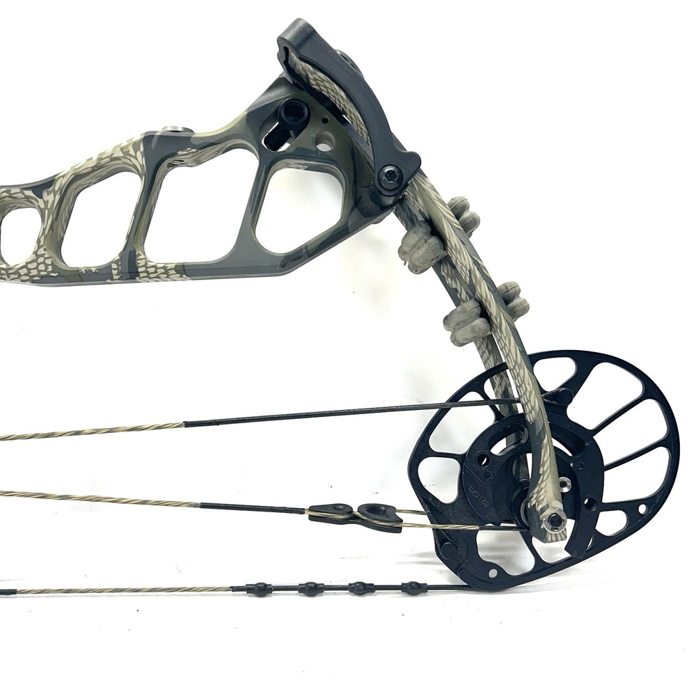 PSE Drive NXT Bow RH 24-31" / 70lbs.