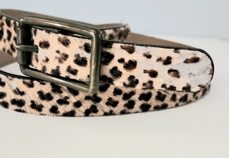 Nine West cow hide belt women's size medium