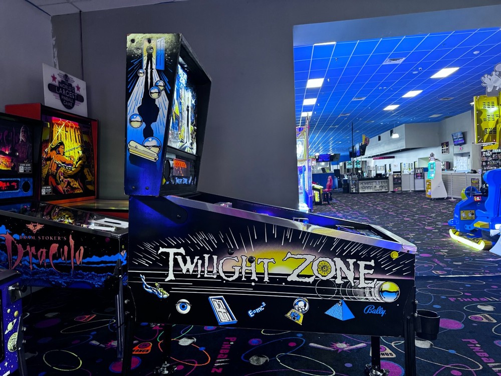TWILIGHT ZONE Pinball Machine - Bally 1993 - 3603