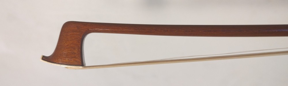 Robert M. Ernst Violin Bow, Round Pernambuco, Handmade, Germany