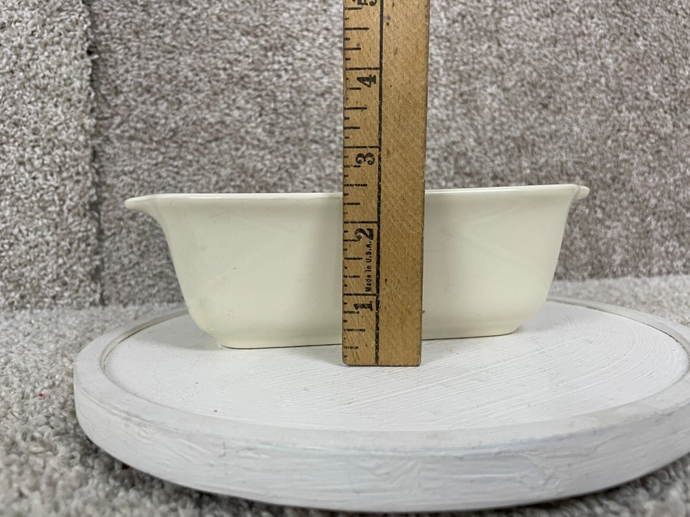 Pfaltzgraff 8"x4" Rectangular Filigree Mini Loaf Pan w/ Handle Off White