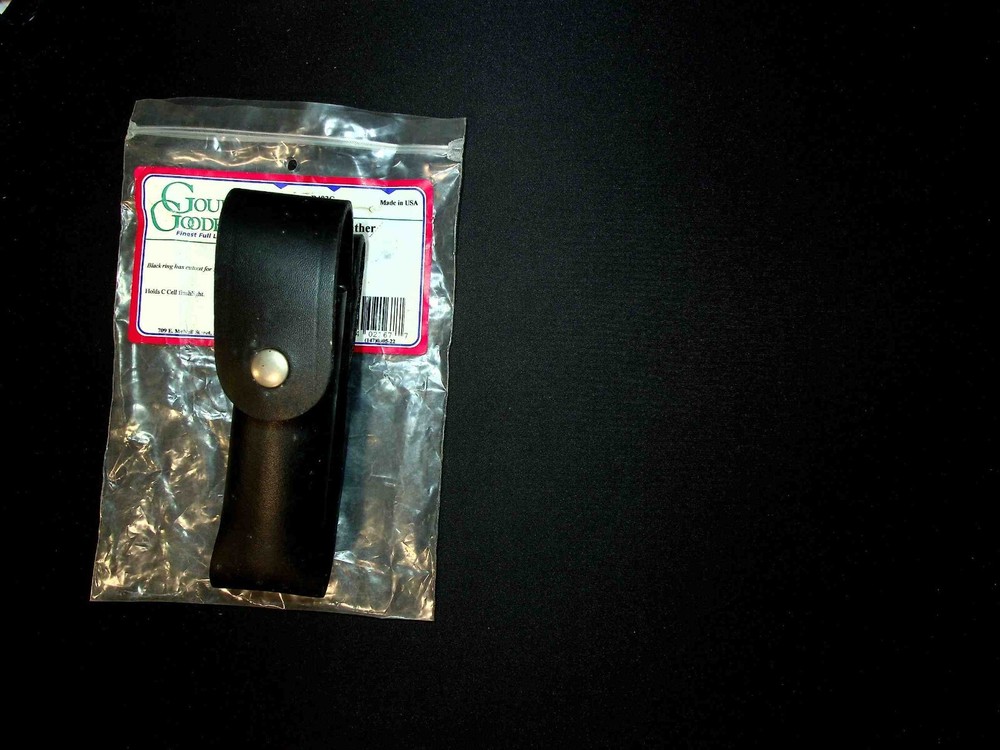 Gould & Goodrich Duty Leather Flashlight Holder