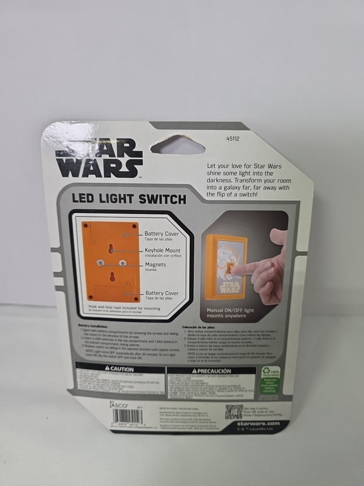 Star Wars Switch LED Night Light, Manual On / Off Switch (New)
