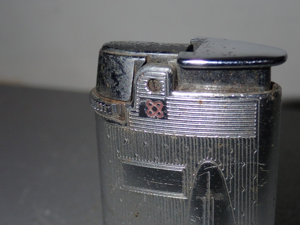 Vintage Ronson Starflame Varaflame Lighter