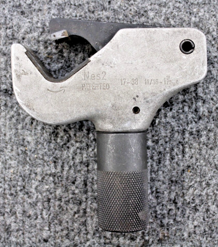 Nes2 Universal External Thread Repair Tool 11/16"- 1-1/2" (Preowned)