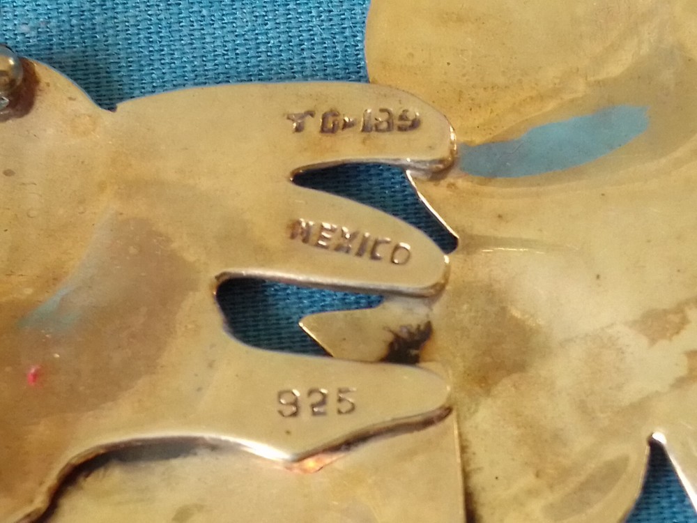 925 Sterling Silver brooch. Cats. Mexico 2000.