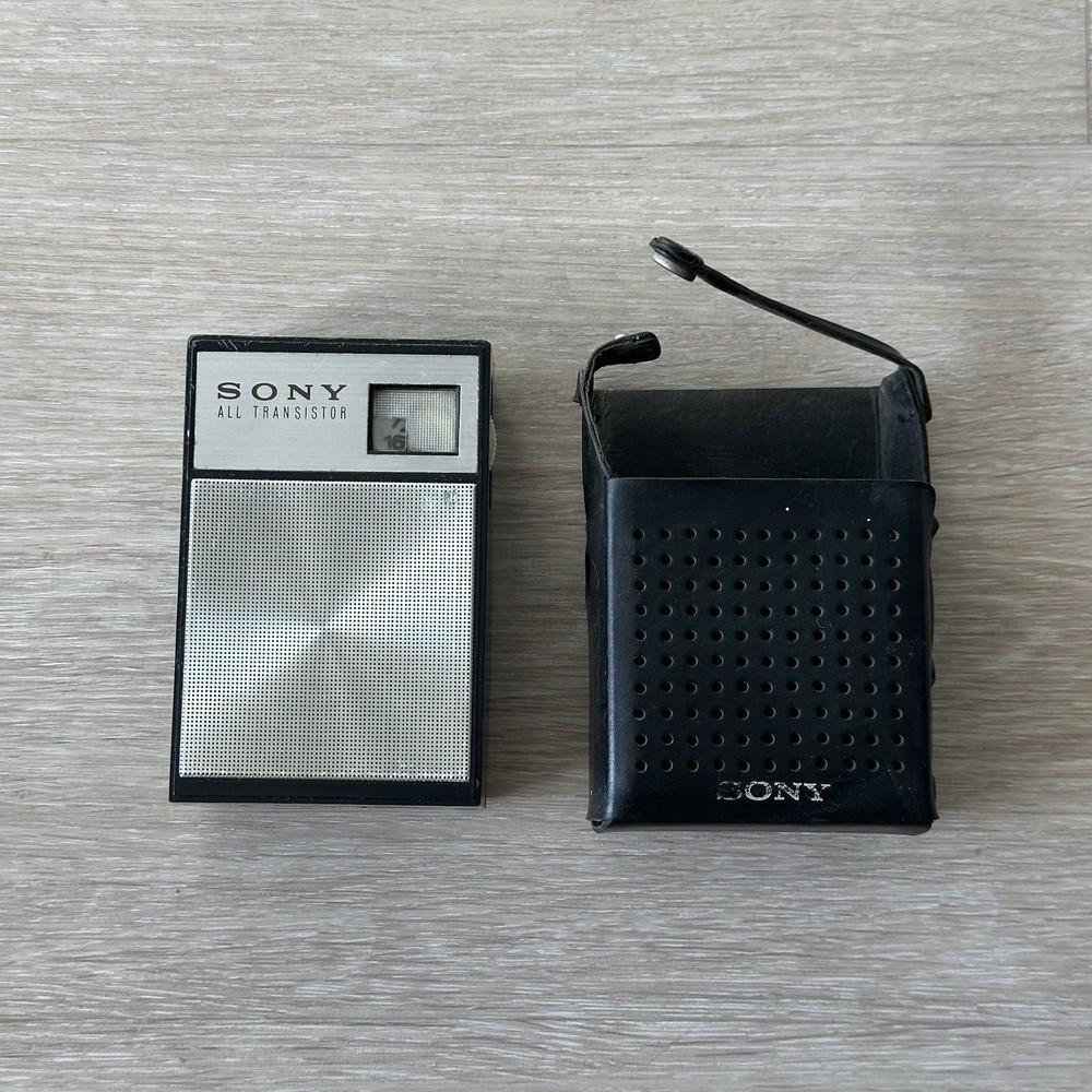 Sony 2r-28 Transistor AM Radio Tested Working with Case