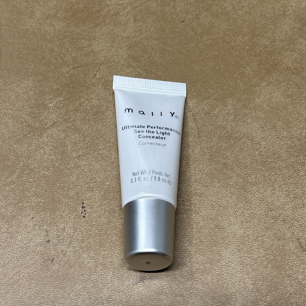 2X MALLY ULTIMATE PERFORMANCE SEE THE LIGHT CONCEALER TAN- BNIB- AUTHENTIC