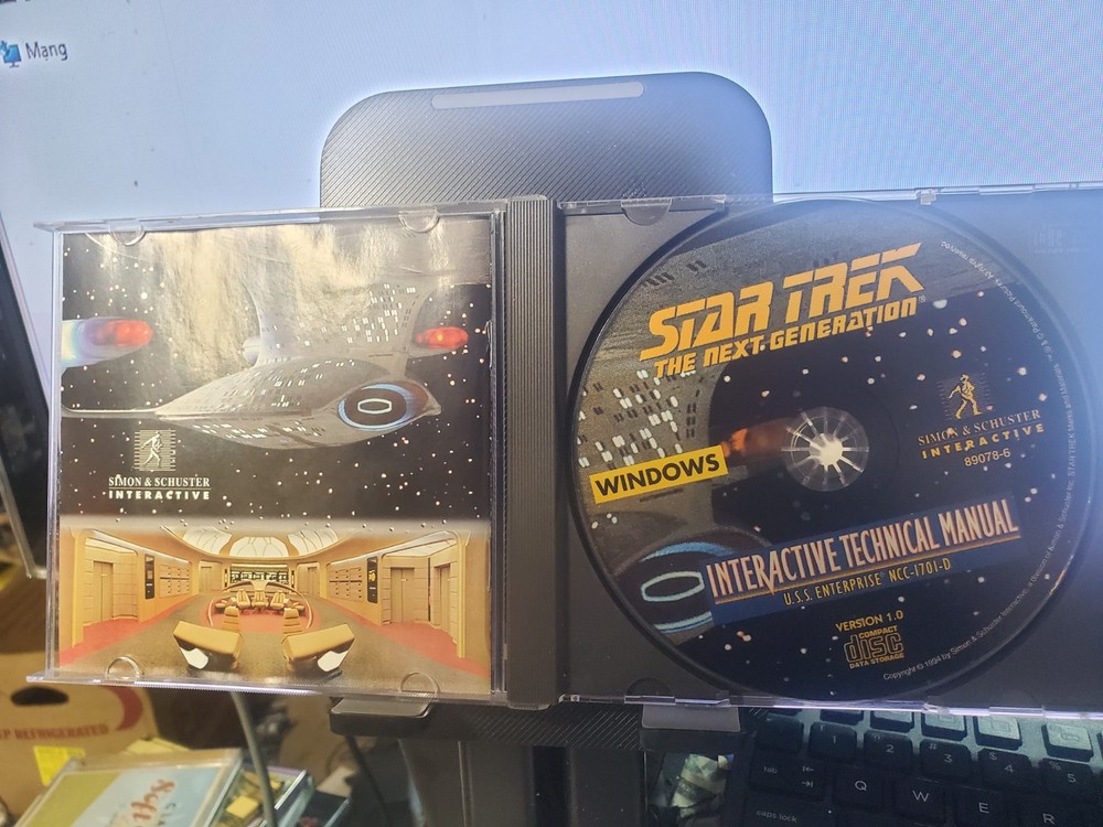 STAR TREK THE NEXT GENERATION INTERACTIVE TECHNICAL MANUAL PC CD ROM