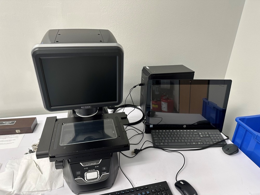 Keyence LM-1100 Vision Measurement System