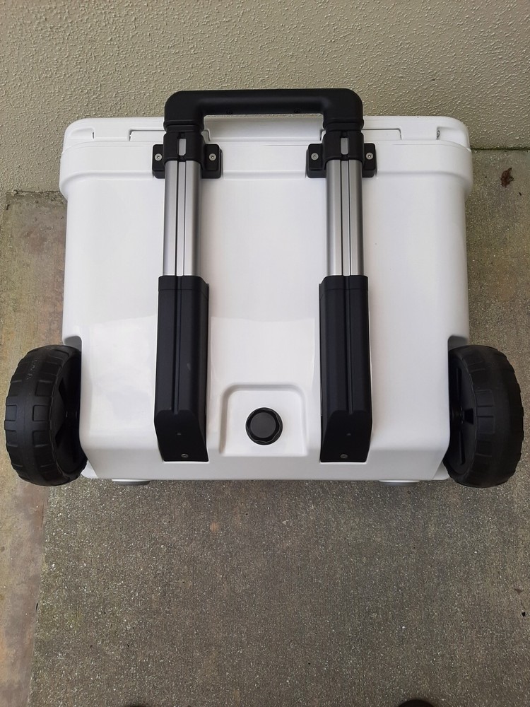 Yeti Roadie 60 Wheeled Cooler