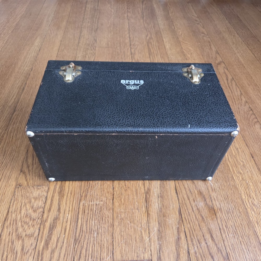 Vintage ARGUS Slide Projector with Case, works