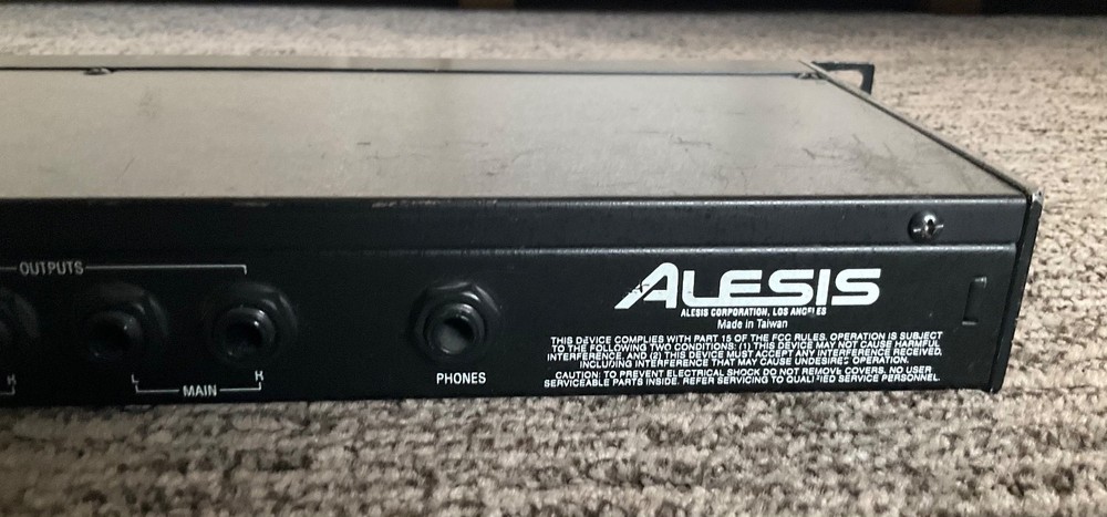 Alesis S4 Quadrasynth Rack-mount Module Synthesizer