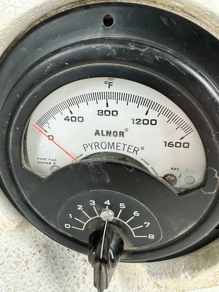 ALNOR Type FAX Series 2 Pyrometer 0-1600F