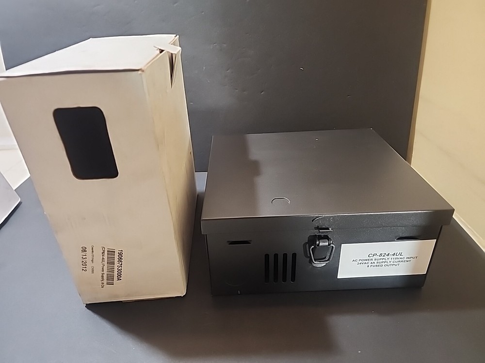Costar CP-824-4UL 24V 8 Camera Power Supply