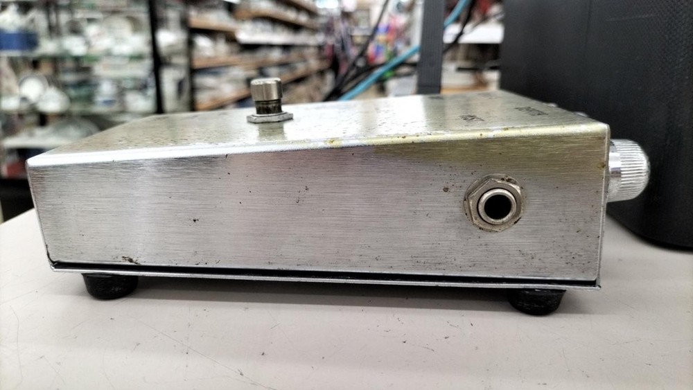 Mosrite Fuzzrite Guitar Effects Pedal