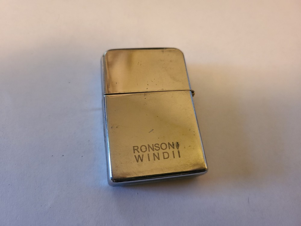 Vintage RONSON Wind II Pocket Cigarette Lighter